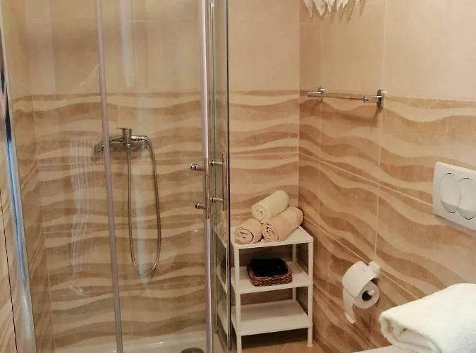 Apartment Zarace Apartman *